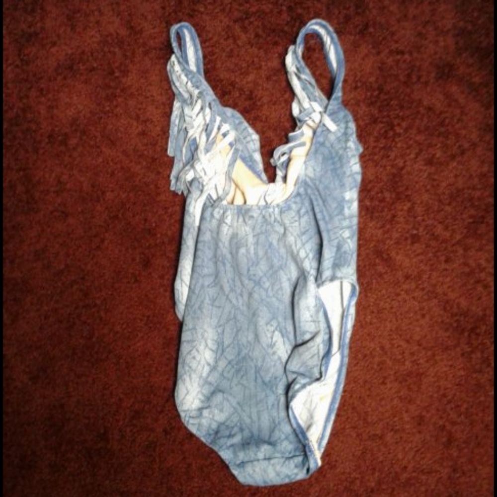 Bathing suit - Picture 2 of 2